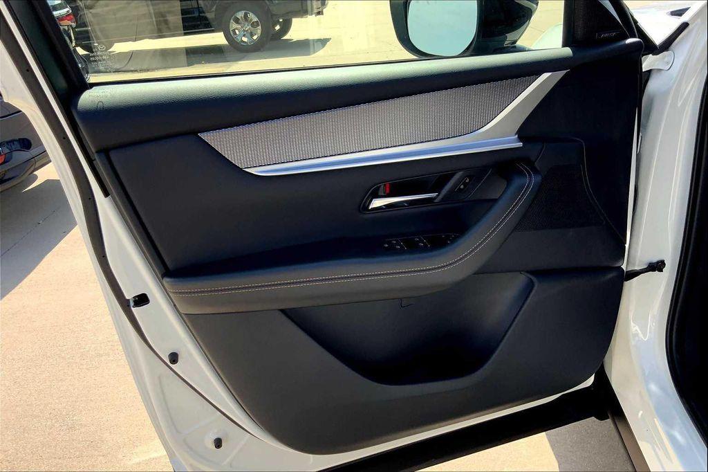 new 2025 Mazda CX-90 car, priced at $49,625