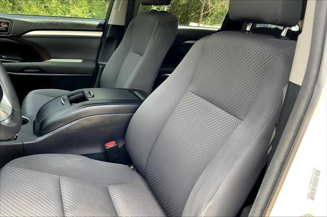 used 2018 Toyota Highlander car, priced at $22,890