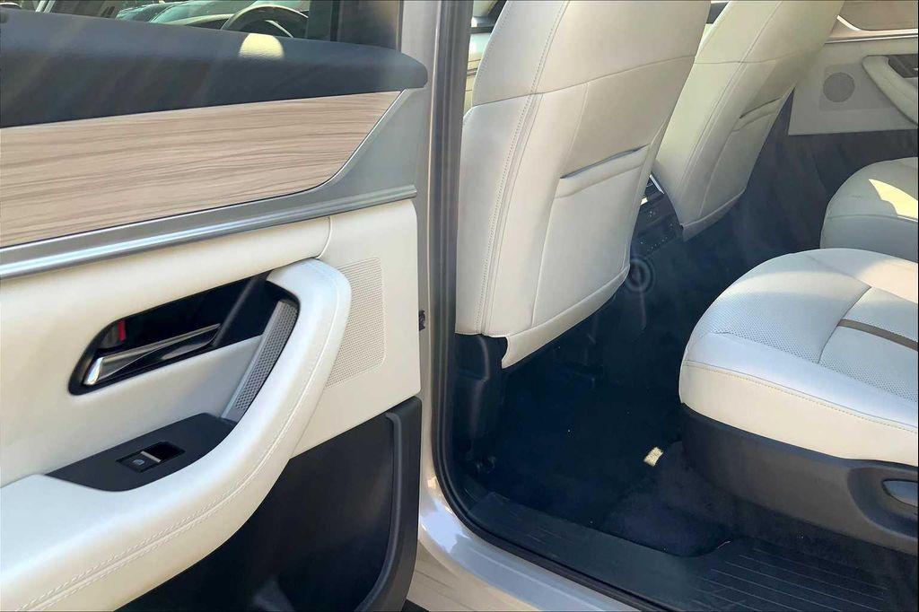 new 2025 Mazda CX-90 PHEV car, priced at $59,405