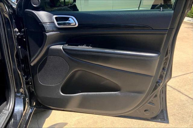 used 2020 Jeep Grand Cherokee car, priced at $21,488