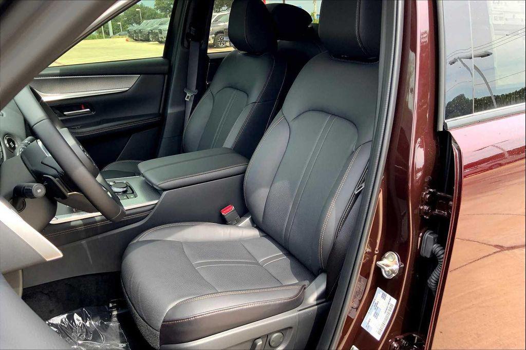 new 2025 Mazda CX-90 car, priced at $49,375