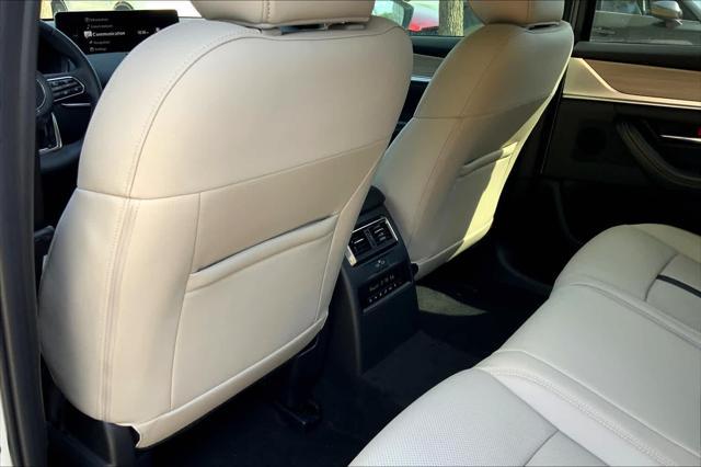 new 2025 Mazda CX-90 car, priced at $48,525