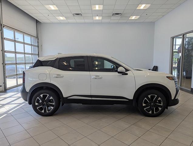 new 2025 Nissan Kicks car, priced at $27,353