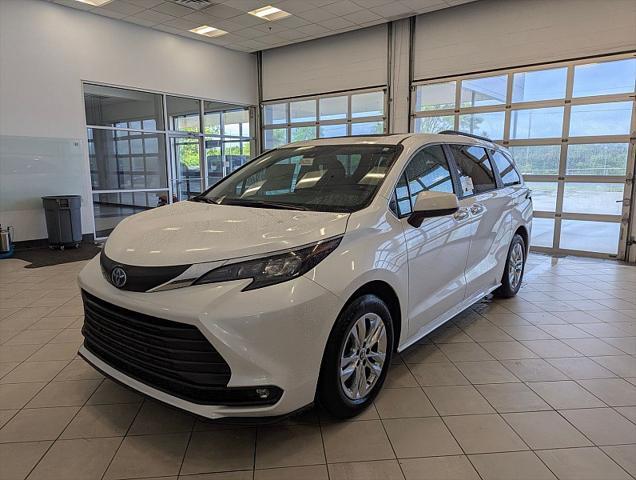 new 2025 Toyota Sienna car, priced at $51,490