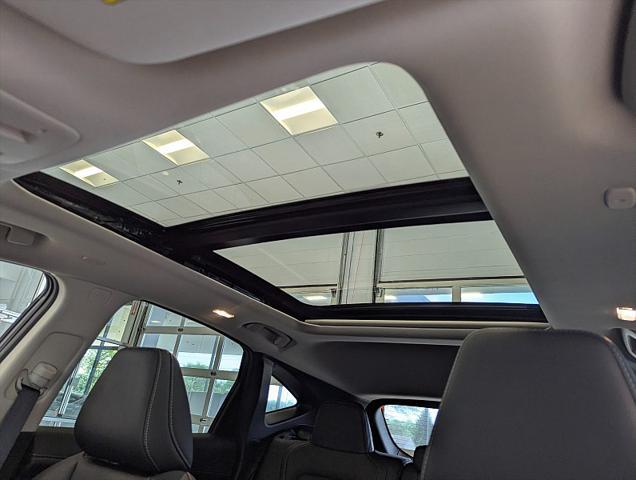 new 2025 Nissan Murano car, priced at $49,985
