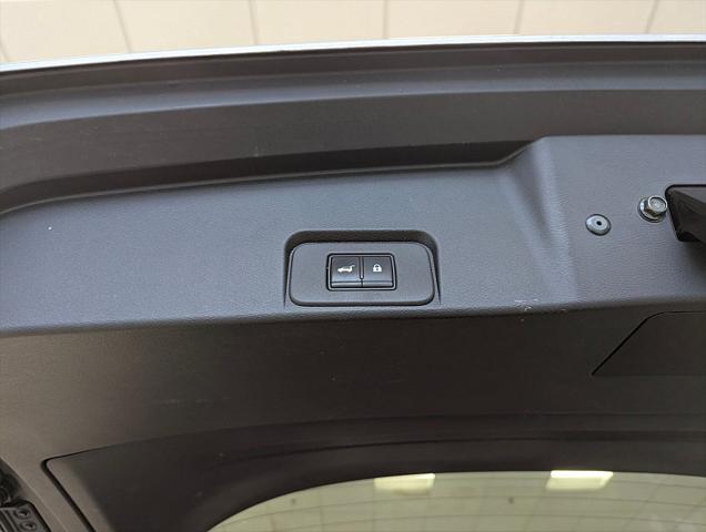 used 2022 Nissan Rogue car, priced at $23,288