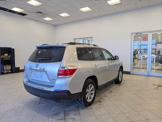 used 2012 Toyota Highlander car, priced at $12,999