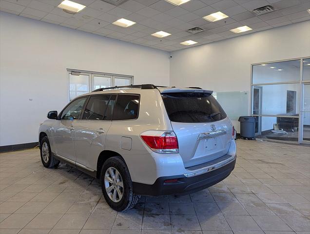 used 2012 Toyota Highlander car, priced at $12,999