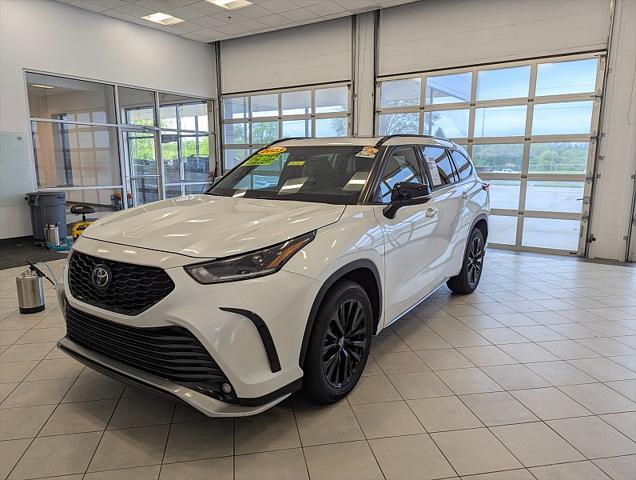 used 2023 Toyota Highlander car, priced at $41,775
