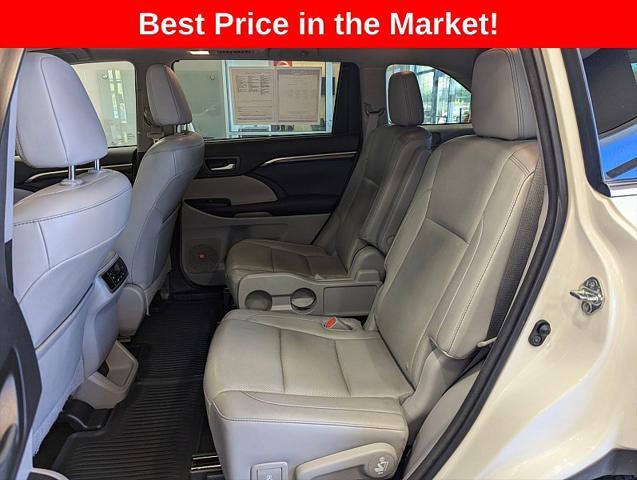 used 2016 Toyota Highlander car, priced at $19,284