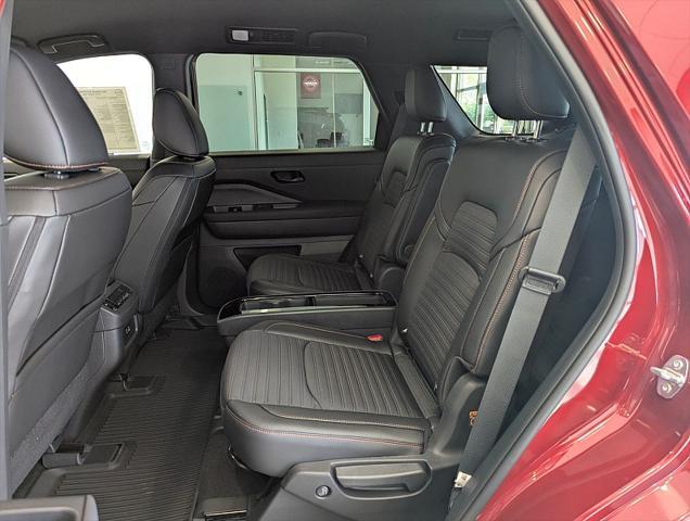 new 2025 Nissan Pathfinder car, priced at $43,955