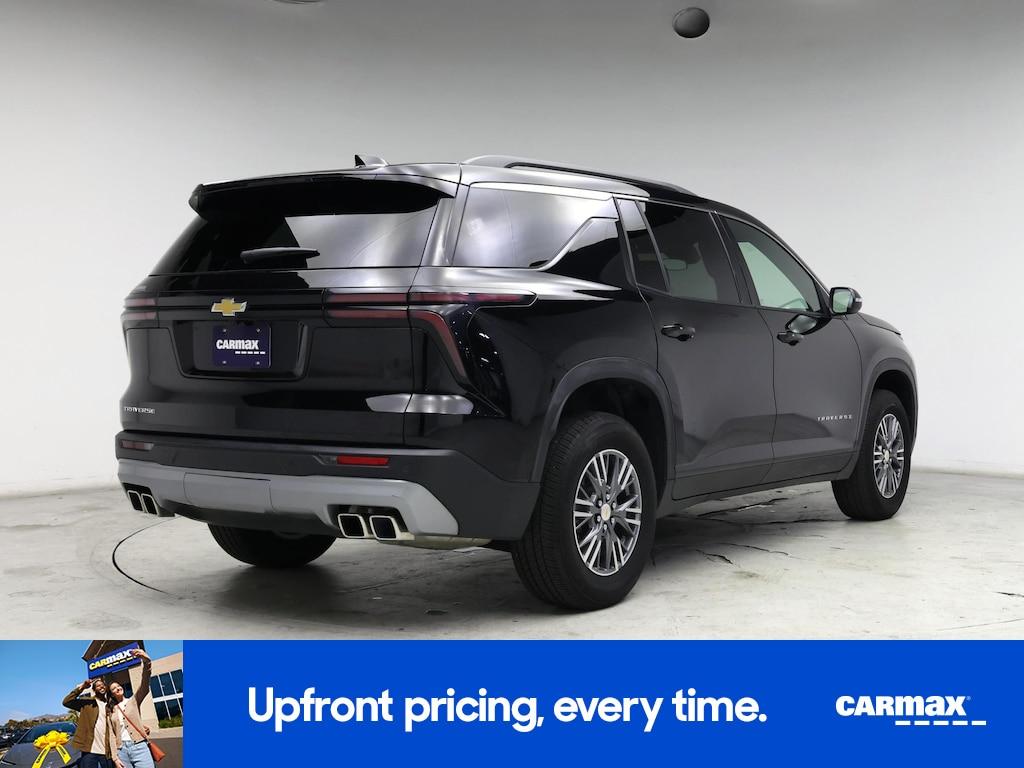 used 2025 Chevrolet Traverse car, priced at $38,998