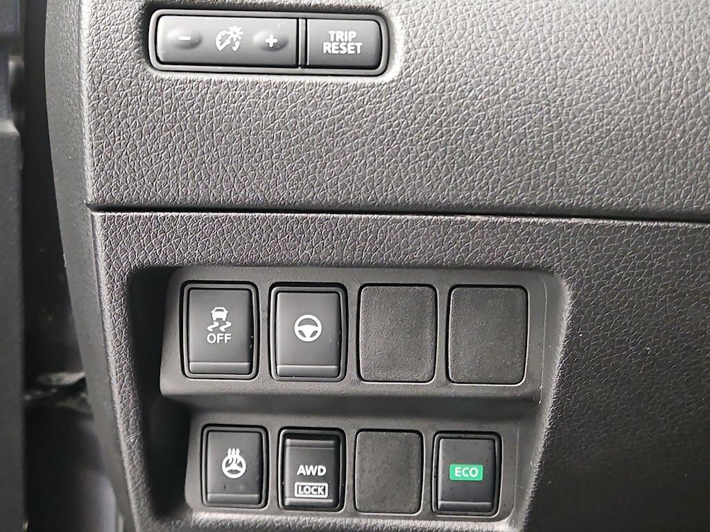 used 2019 Nissan Rogue Sport car, priced at $19,998