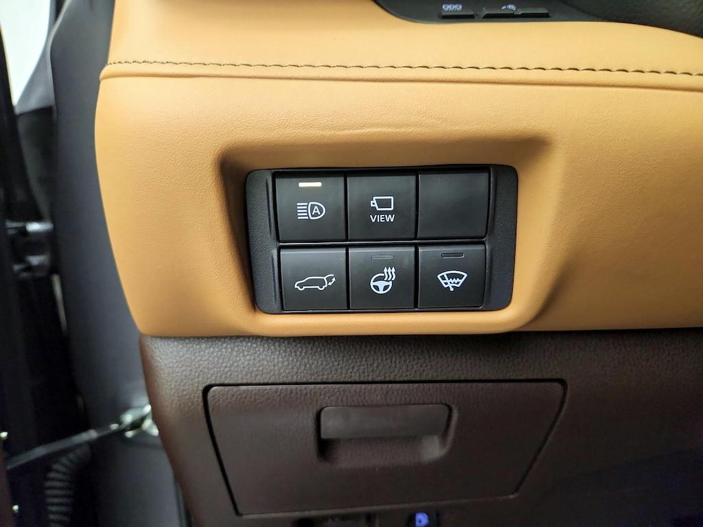 used 2021 Toyota Highlander car, priced at $42,998