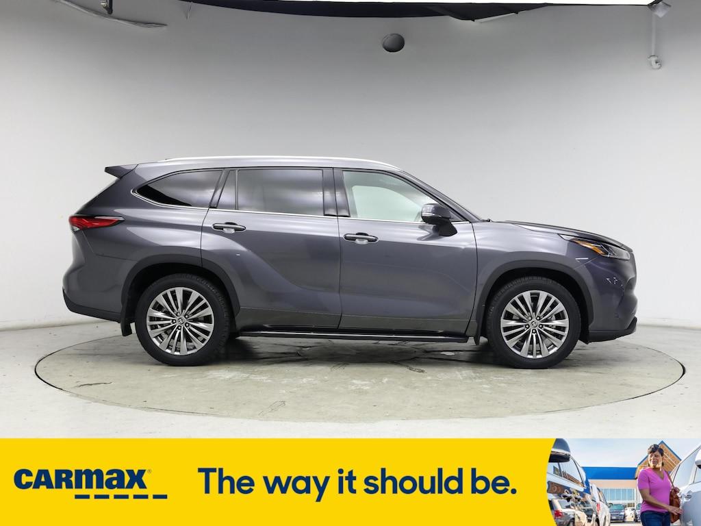 used 2021 Toyota Highlander car, priced at $42,998