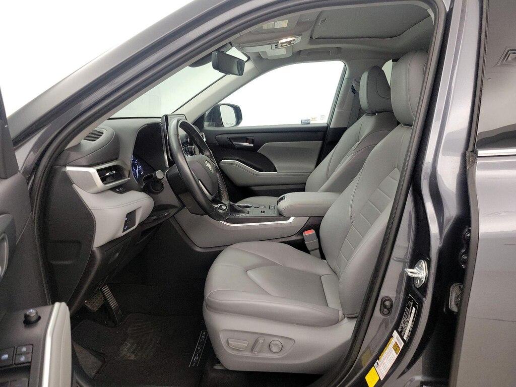 used 2020 Toyota Highlander car, priced at $33,998