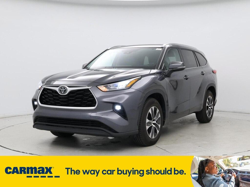 used 2020 Toyota Highlander car, priced at $33,998