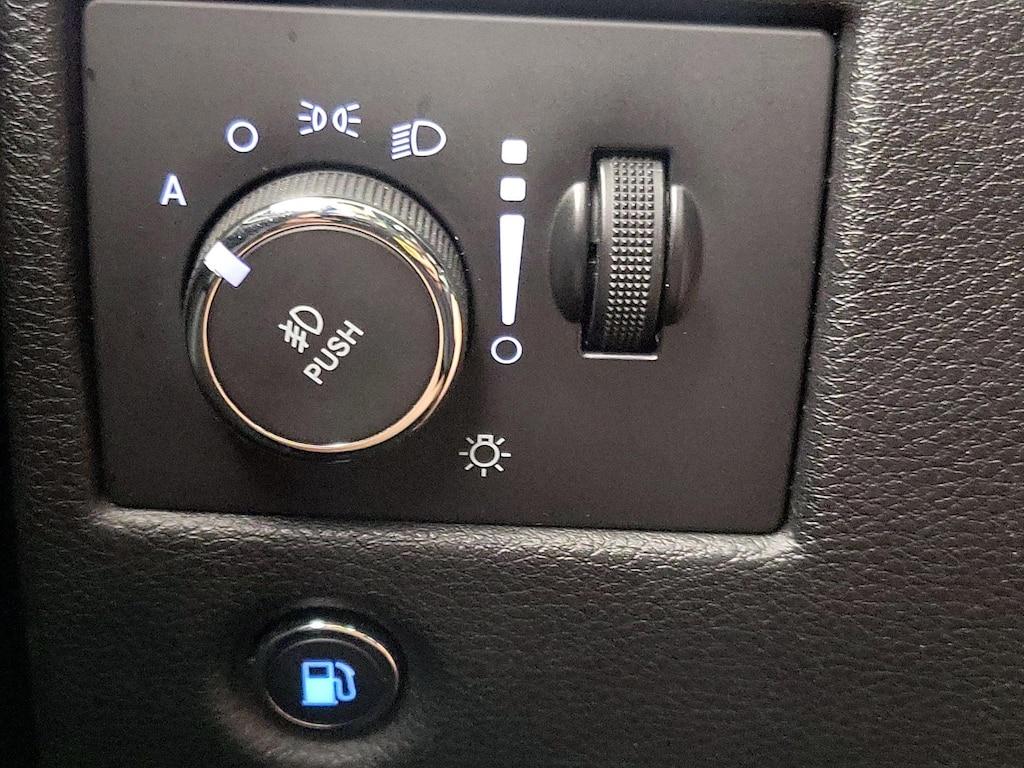 used 2016 Jeep Grand Cherokee car, priced at $19,998