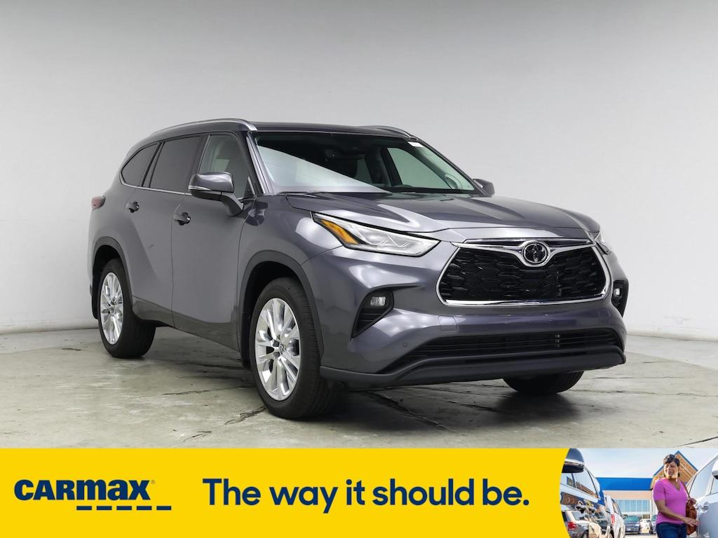 used 2024 Toyota Highlander car, priced at $49,998