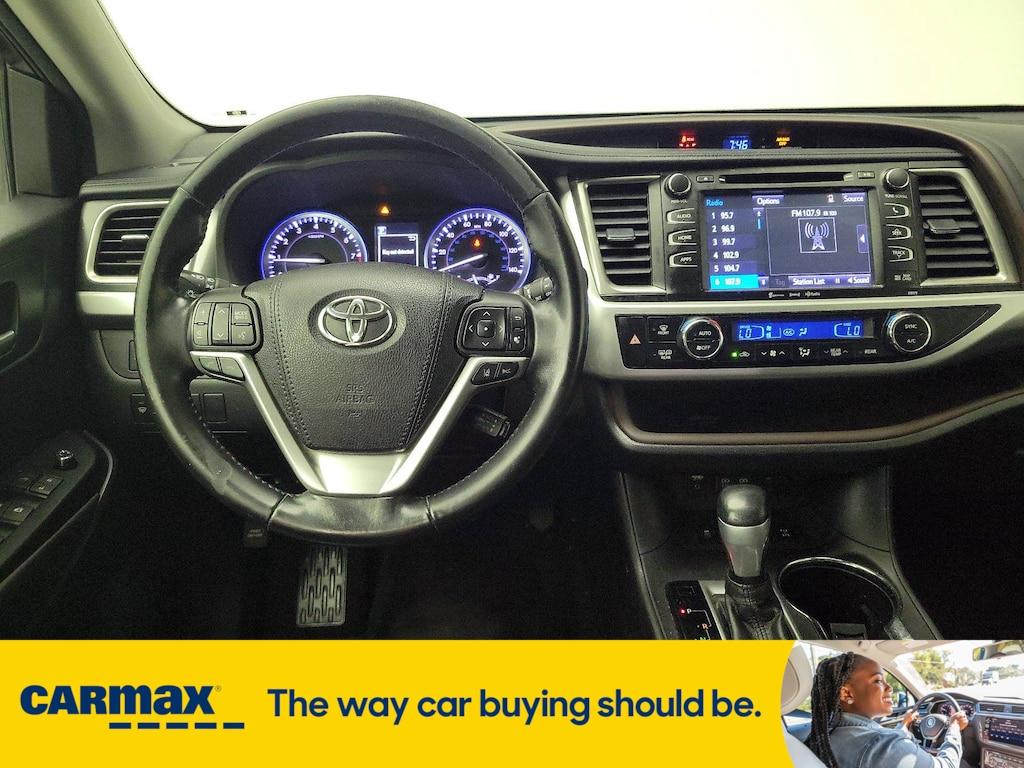 used 2017 Toyota Highlander car, priced at $22,998