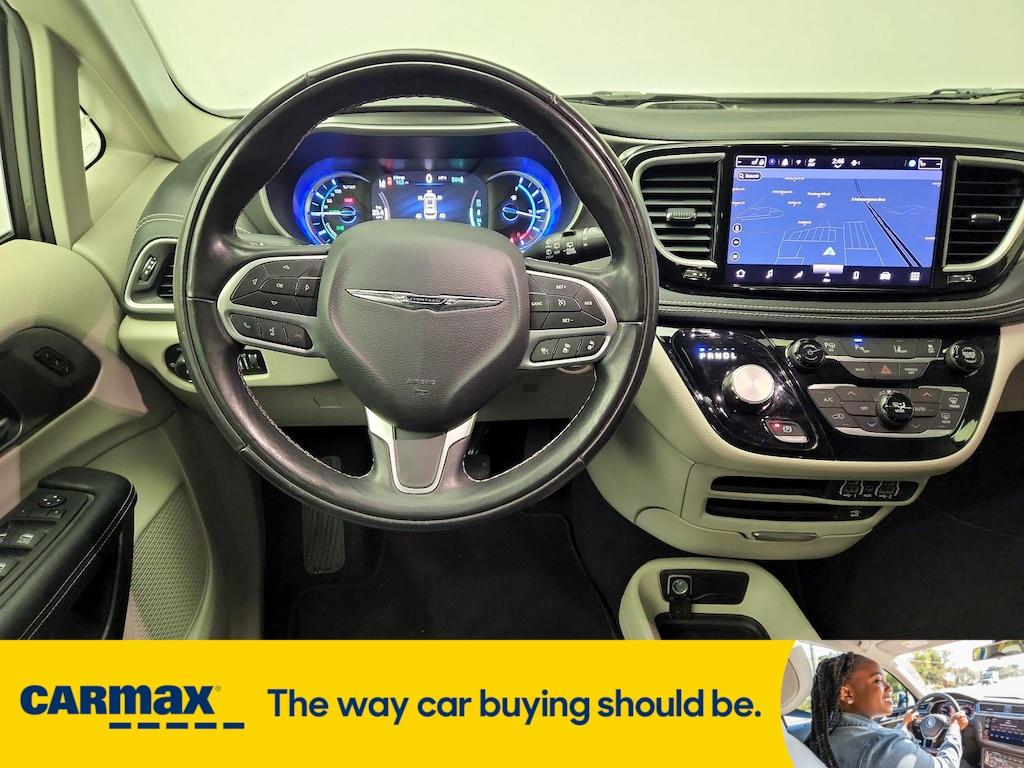 used 2022 Chrysler Pacifica Hybrid car, priced at $26,998
