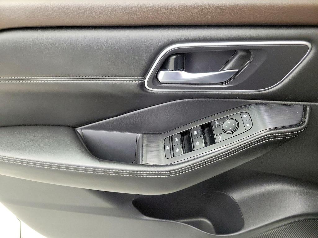 used 2021 Nissan Rogue car, priced at $22,998