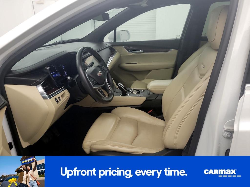 used 2017 Cadillac XT5 car, priced at $18,998