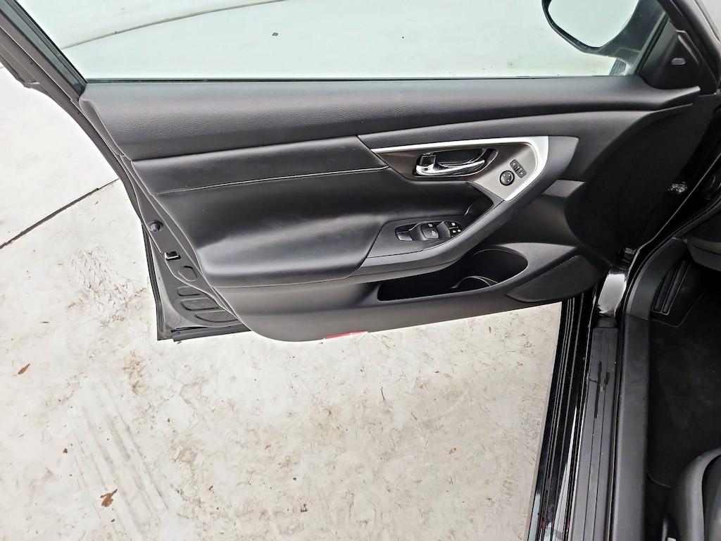 used 2014 Nissan Altima car, priced at $13,599