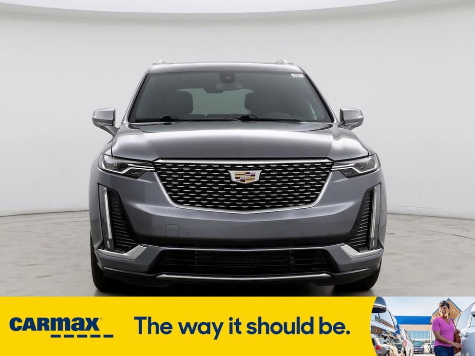 used 2022 Cadillac XT6 car, priced at $38,998