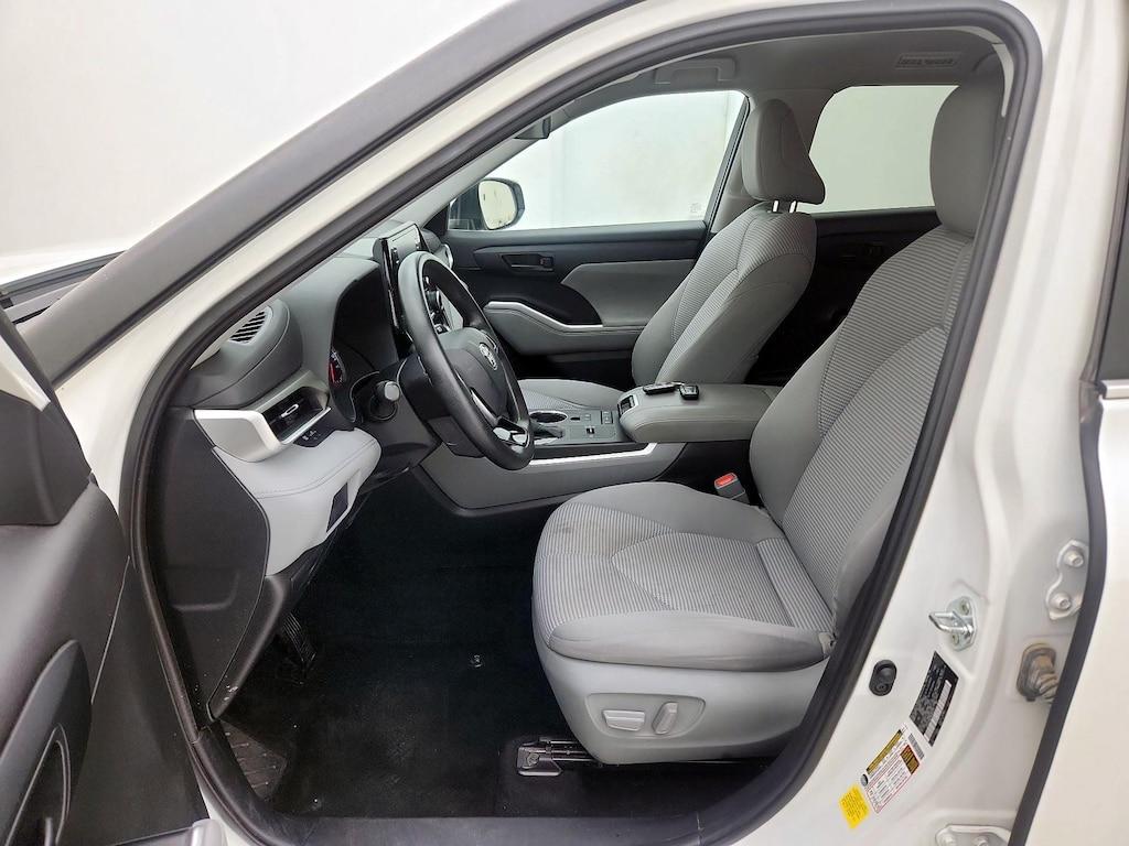 used 2021 Toyota Highlander car, priced at $29,998