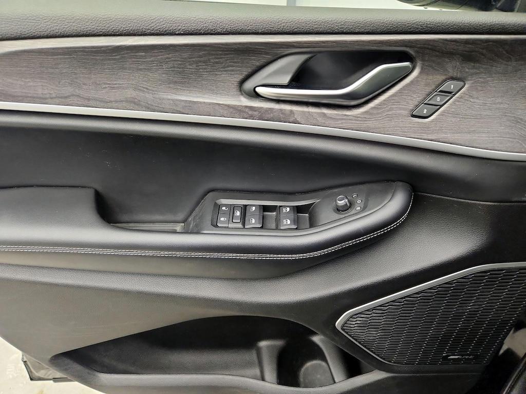 used 2021 Jeep Grand Cherokee L car, priced at $35,998