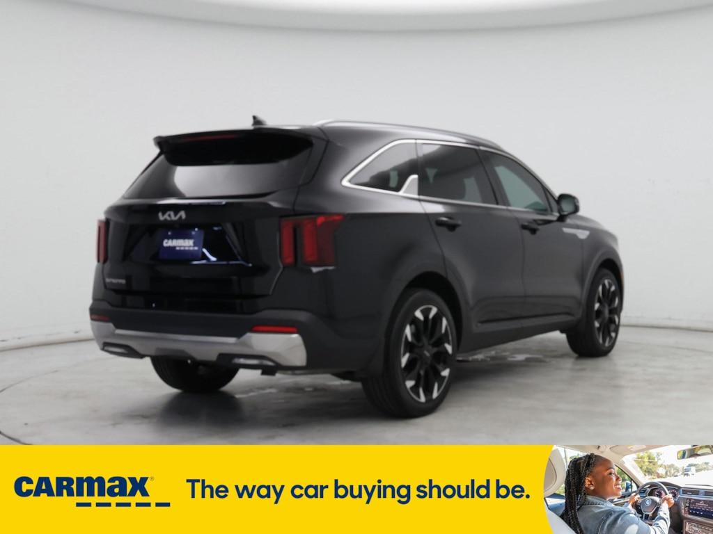 used 2025 Kia Sorento car, priced at $36,998