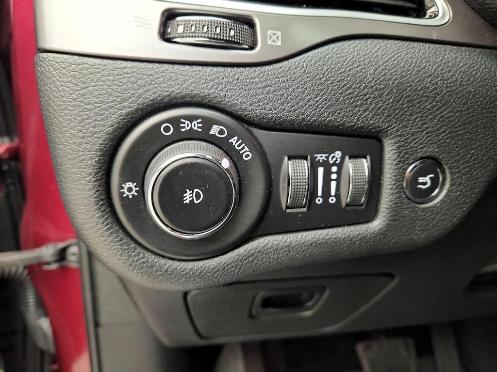 used 2019 Jeep Cherokee car, priced at $16,998