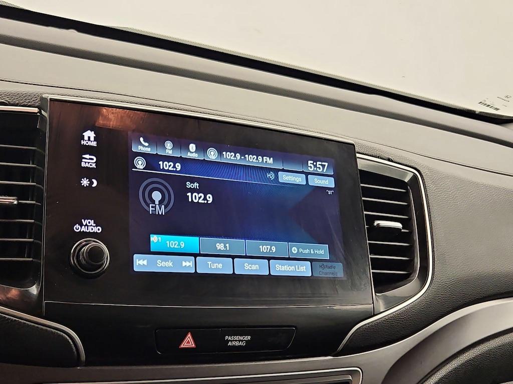 used 2022 Honda Pilot car, priced at $31,998