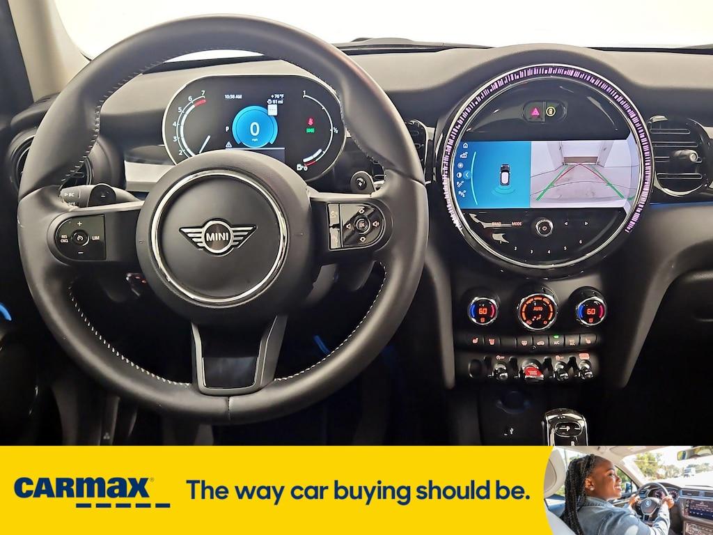used 2023 MINI Hardtop car, priced at $26,998