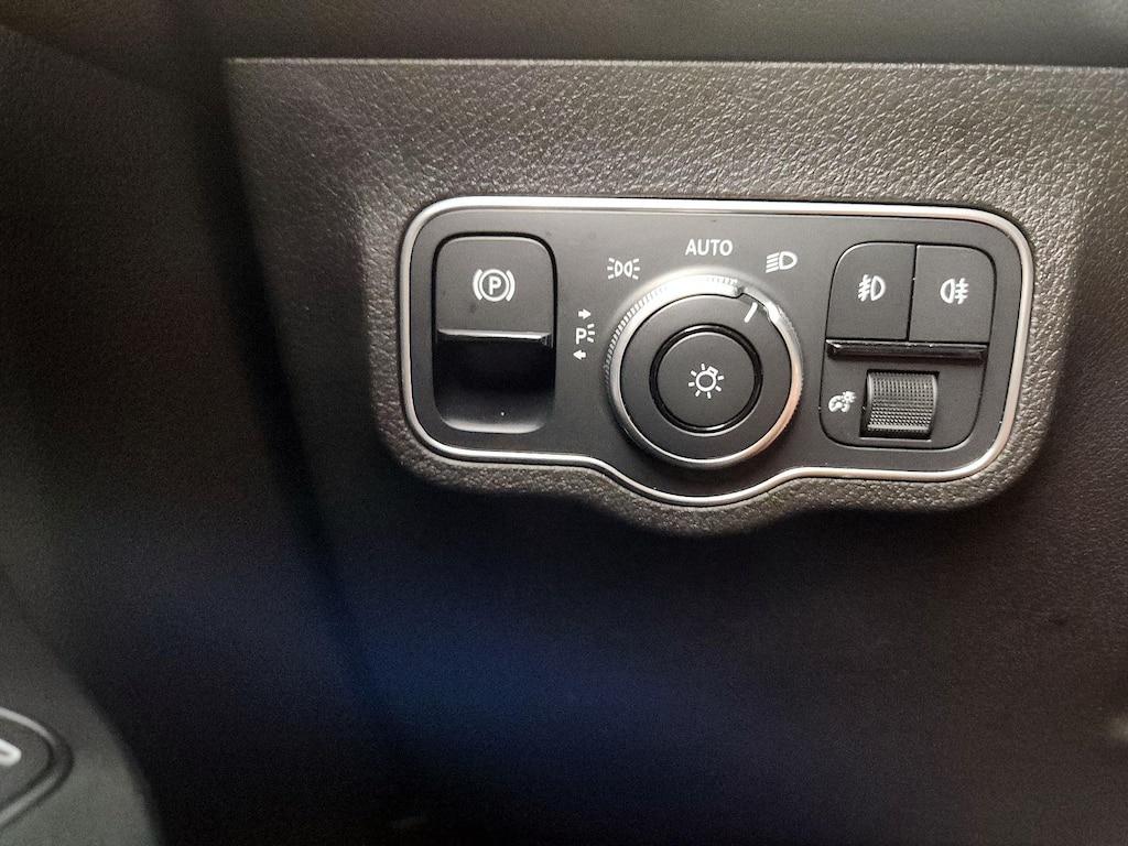 used 2021 Mercedes-Benz GLB 250 car, priced at $29,998