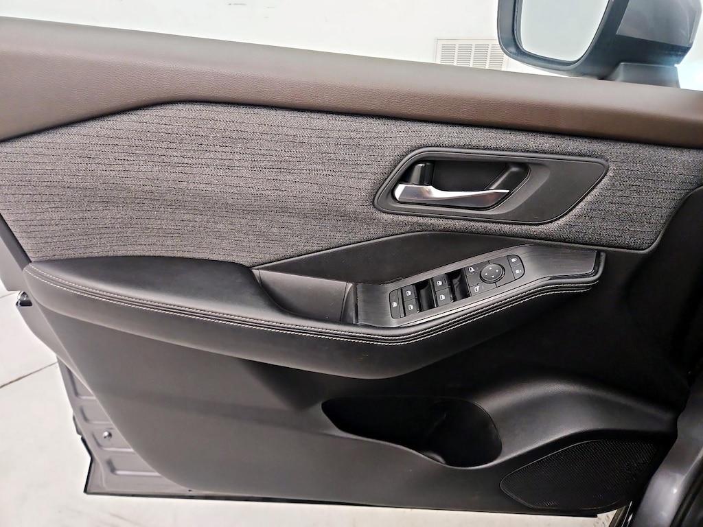 used 2021 Nissan Rogue car, priced at $21,998