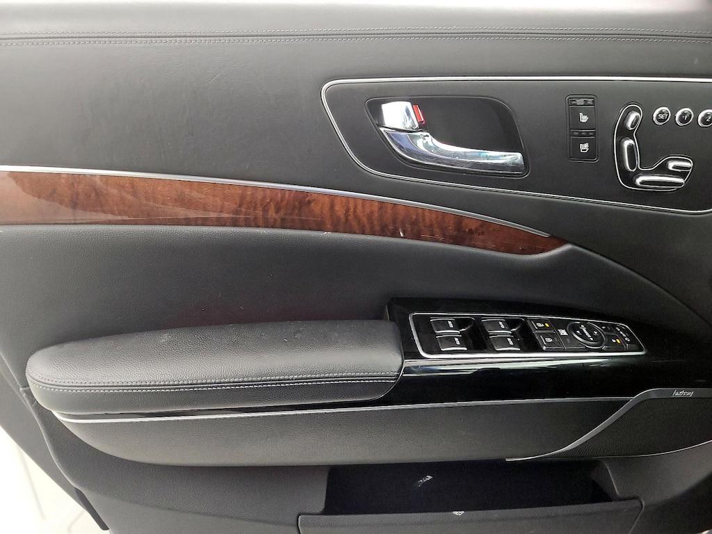 used 2015 Kia K900 car, priced at $17,998