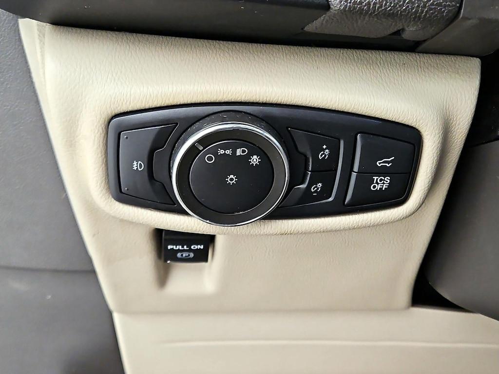 used 2019 Lincoln Nautilus car, priced at $26,998