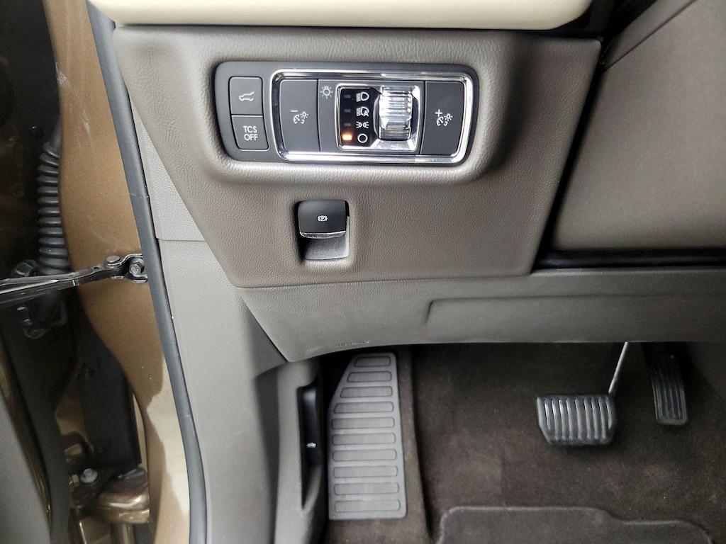 used 2022 Lincoln Nautilus car, priced at $30,998