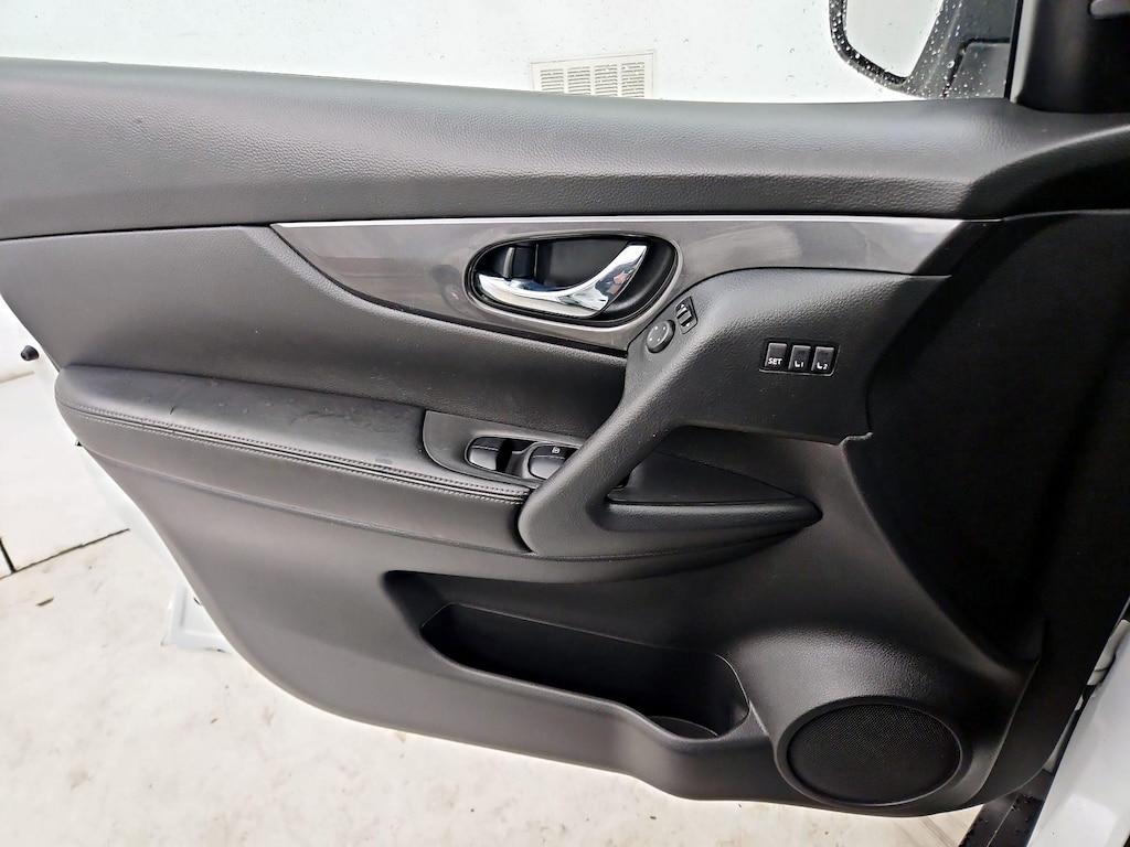 used 2020 Nissan Rogue car, priced at $20,998