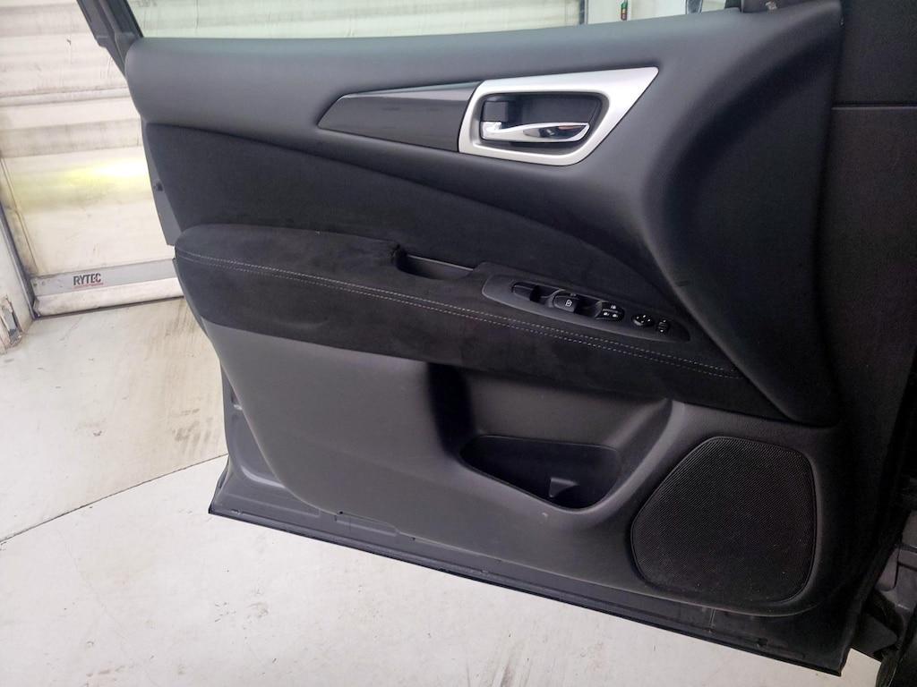 used 2014 Nissan Pathfinder car, priced at $15,998