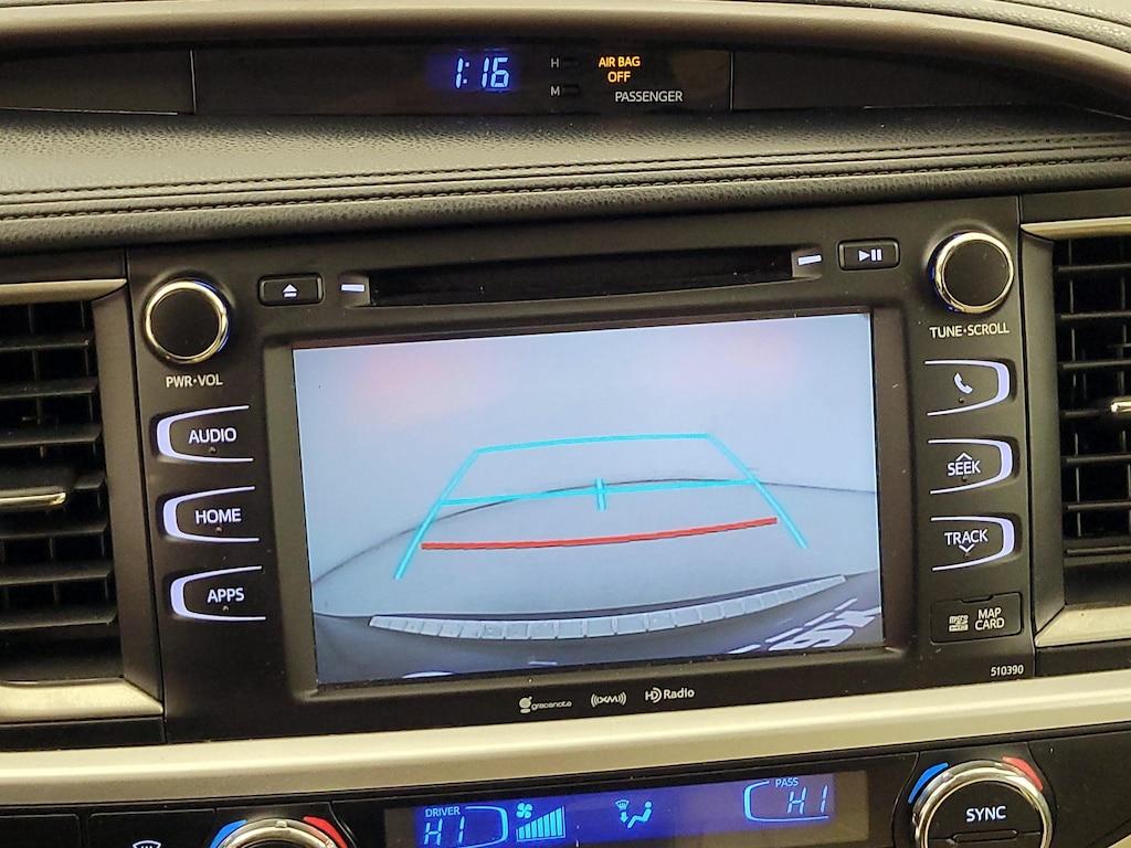used 2019 Toyota Highlander car, priced at $27,998