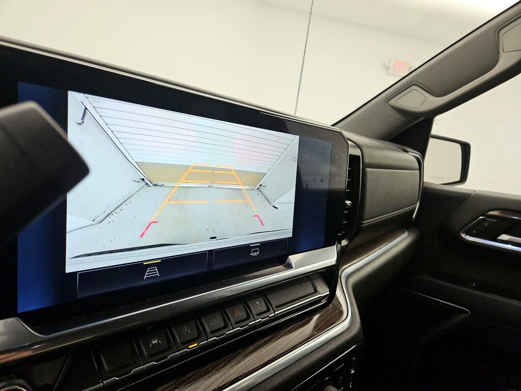 used 2022 Chevrolet Silverado 1500 car, priced at $31,998
