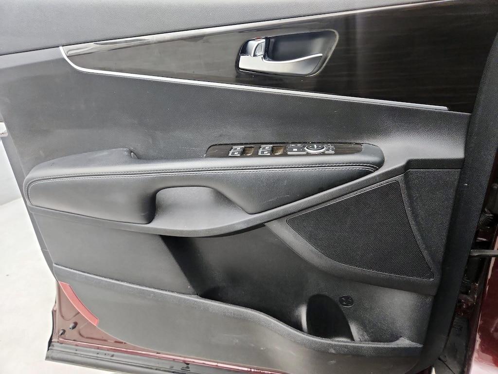 used 2019 Kia Sorento car, priced at $18,998