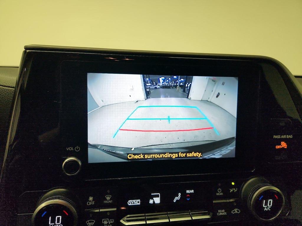 used 2023 Toyota Highlander car, priced at $31,998