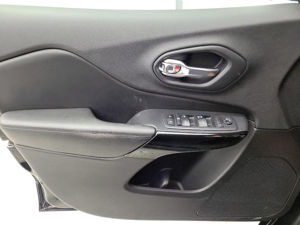 used 2019 Jeep Cherokee car, priced at $21,998