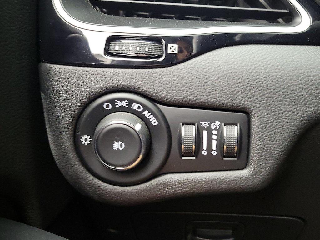 used 2019 Jeep Cherokee car, priced at $21,998