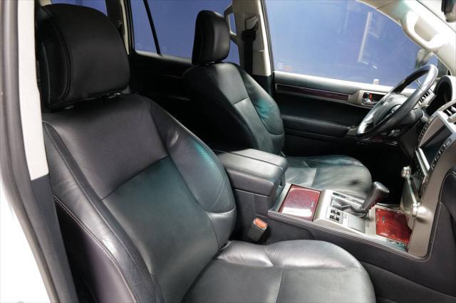 used 2011 Lexus GX 460 car, priced at $19,999