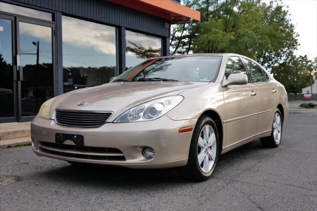 used 2005 Lexus ES 330 car, priced at $9,999